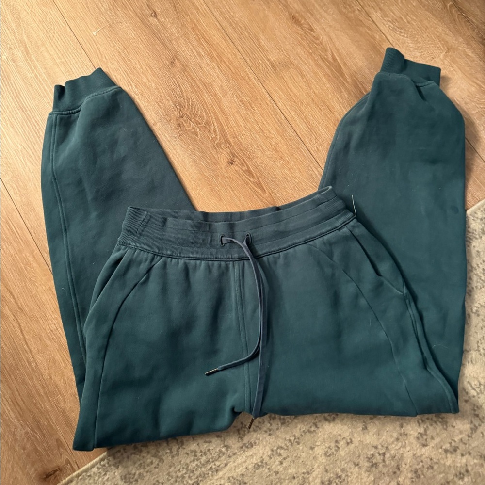 Lululemon scuba joggers